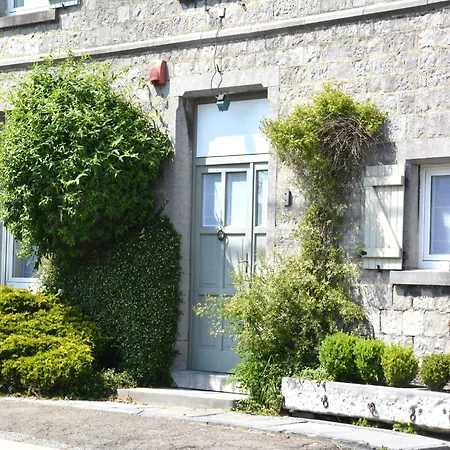 Family Retreat, Forested Anhee Hébergement de vacances Denee